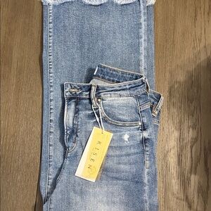 Risen Women's Light Blue Cropped Jeans